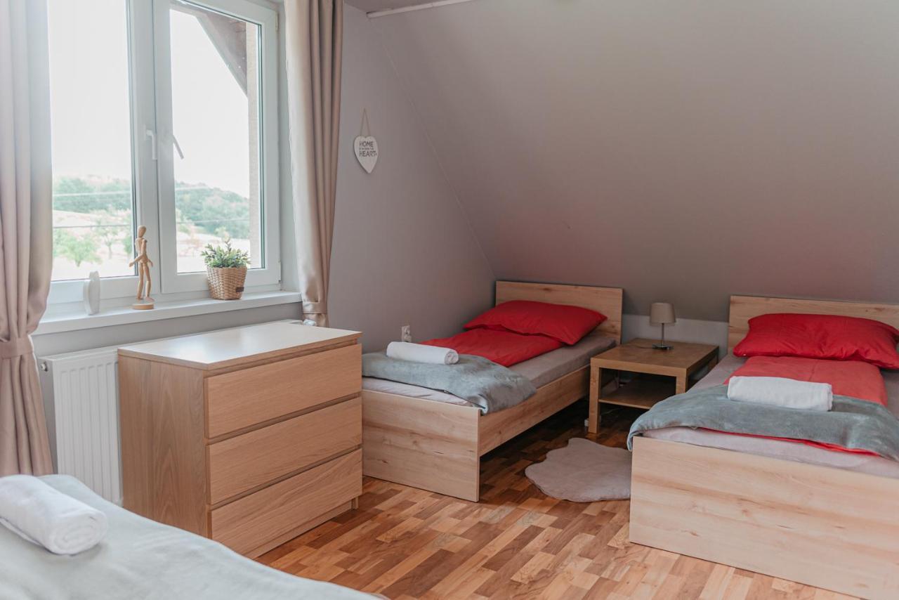 Szmaragdowy Domek Nowy Wisnicz Dış mekan fotoğraf