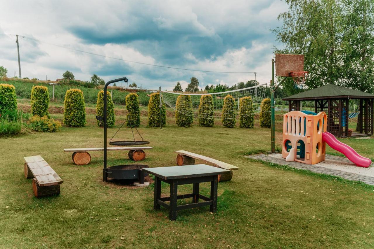 Szmaragdowy Domek Nowy Wisnicz Dış mekan fotoğraf