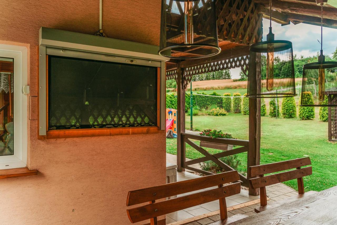 Szmaragdowy Domek Nowy Wisnicz Dış mekan fotoğraf